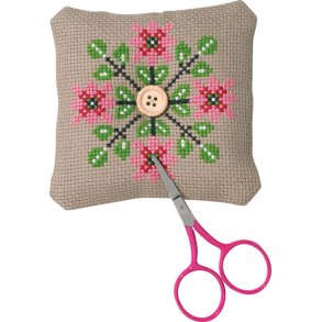 Blomster og blade - nlepude med broderi