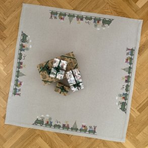 Broderikit til juletr�st�ppe med gr�nt juletog