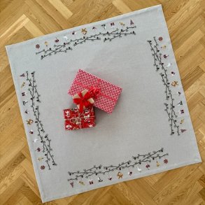 Julestemning - juletr�st�ppe med broderi