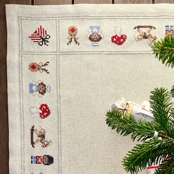 Gingerbread Christmas - juletrstppe med broderi