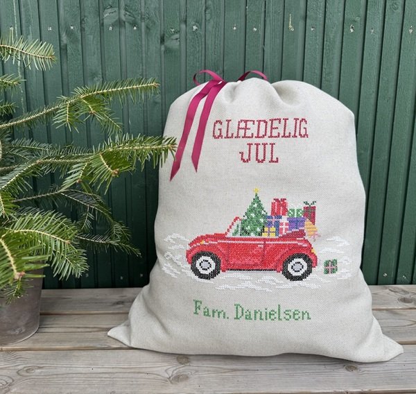 Familiens gaves�k med broderi