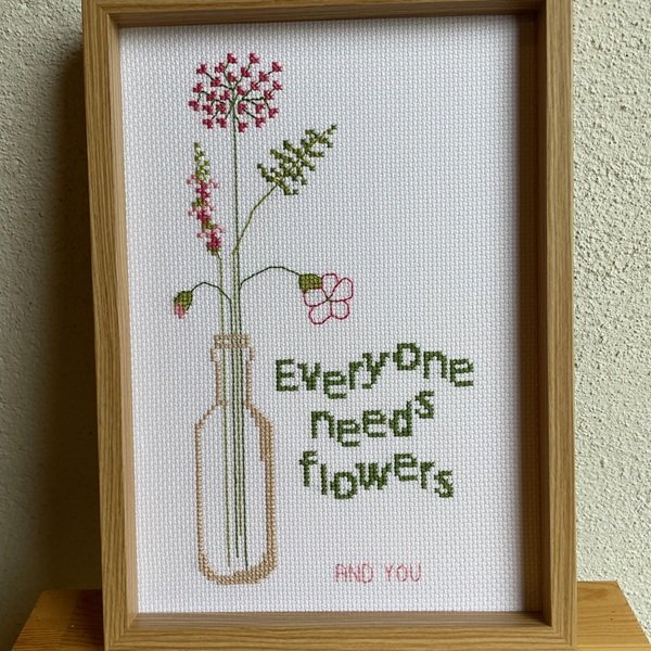 Everyone needs flowers - oph�ng med broderi
