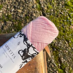 Arwetta - bldt strmpegarn