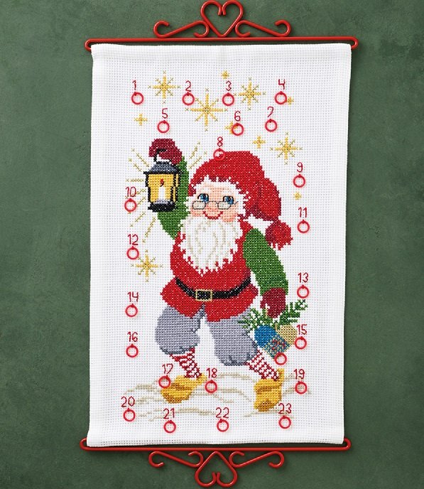 Nisse med lygte - julekalender med broderi