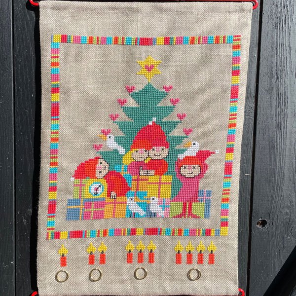 Adventskalender med broderi