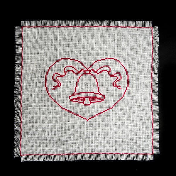 Juleklokke - brdbakkeserviet med broderi