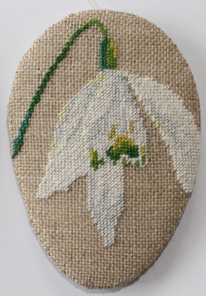 Pskeg 2 - pskepynt med broderi