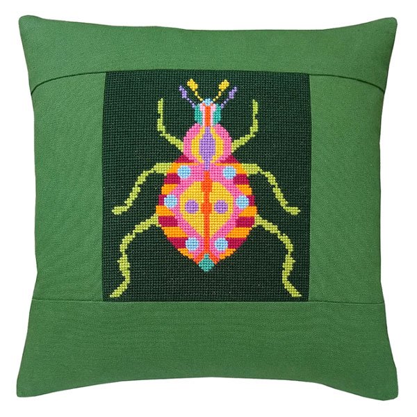 Bille - stramajpude med broderi