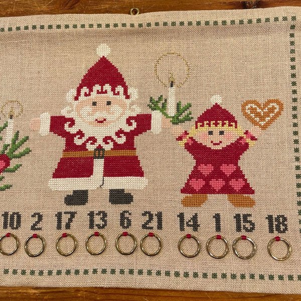 Julefamilie med juletr� - julekalender med broderi