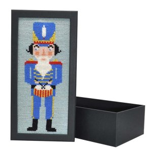 billede ske med broderi