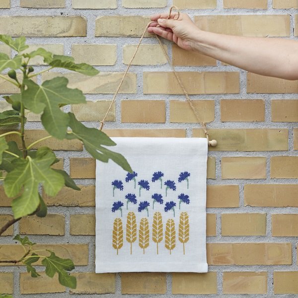 rets Korssting 2026 - broderikalender Haandarbejdets Fremme