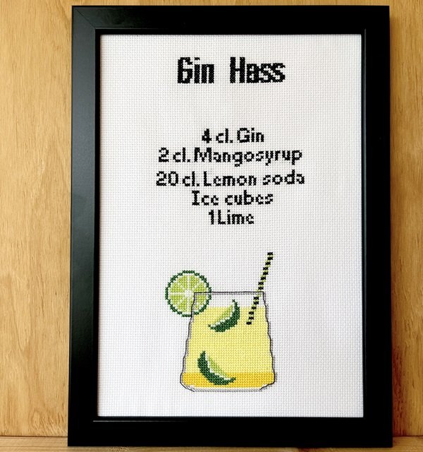 Gin hass - ophng med broderi