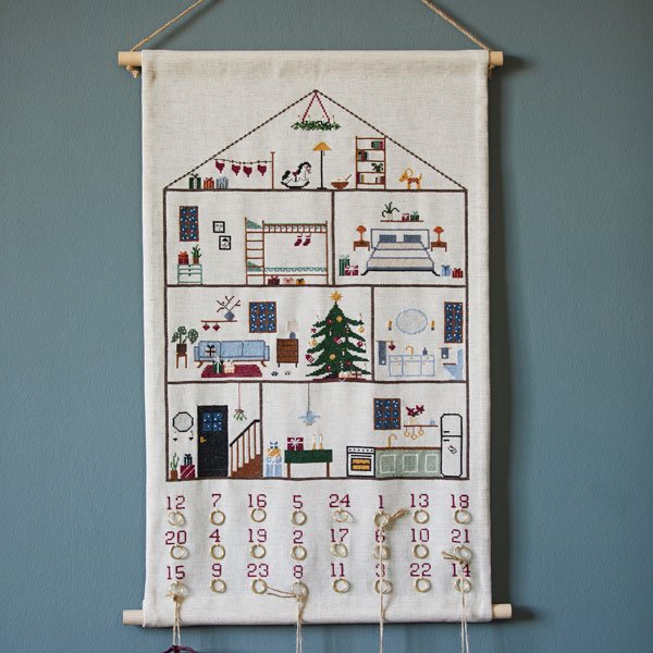 Jul i Nygade 44 - julekalender med broderi