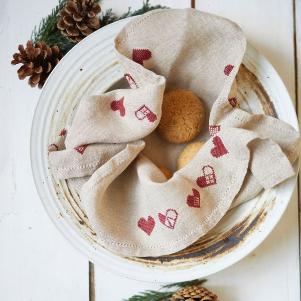 Julehjerteserviet - brdserviet med broderi