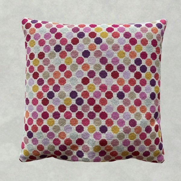 Polkadots -stramajpude