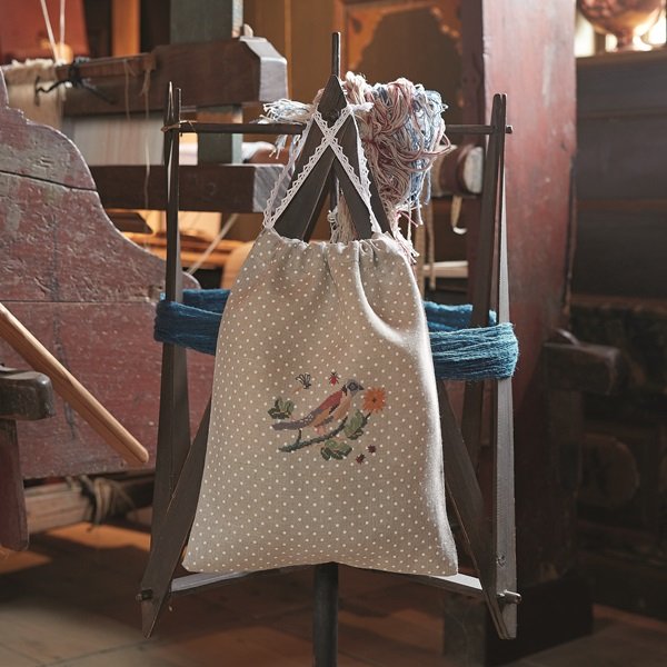 rets Korssting 2025 - broderikalender fra HF