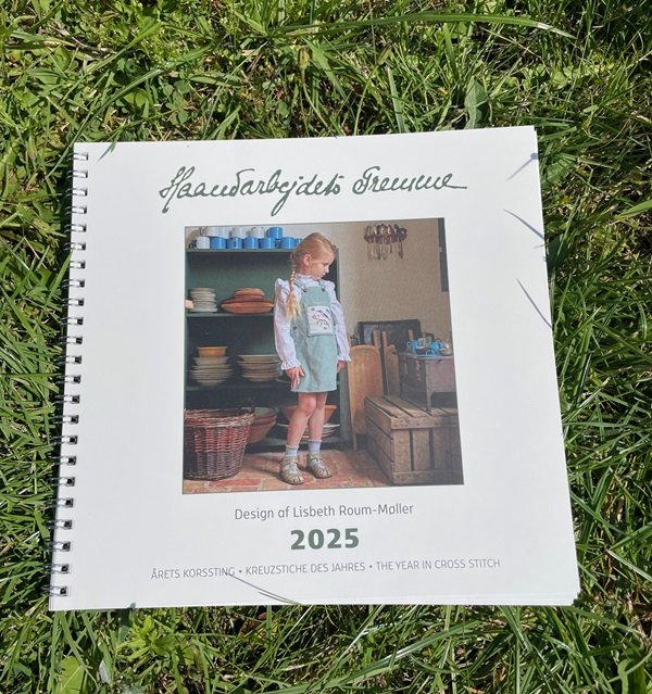 rets Korssting 2025 - broderikalender fra HF