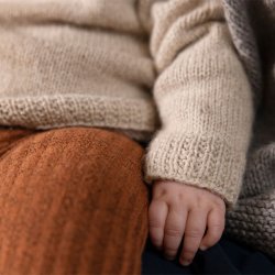Arne - babybluse i Anina garn