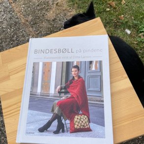 billede bindesbll strikkebog