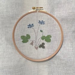 Vilde Blomster 2 - broderihfte