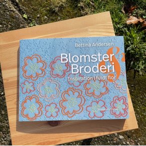 Blomster og Broderi - broderibog, frit broderi