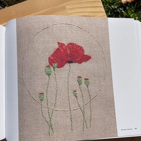 Blomster og Broderi - broderibog, frit broderi