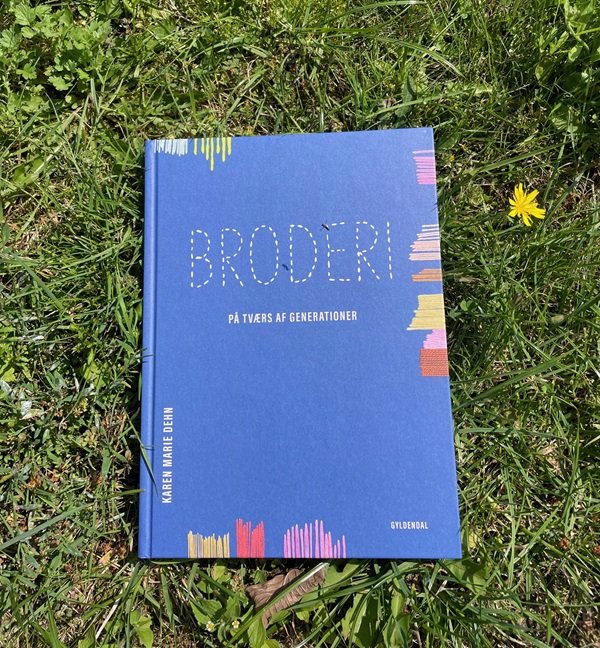 Broderi - broderibog 