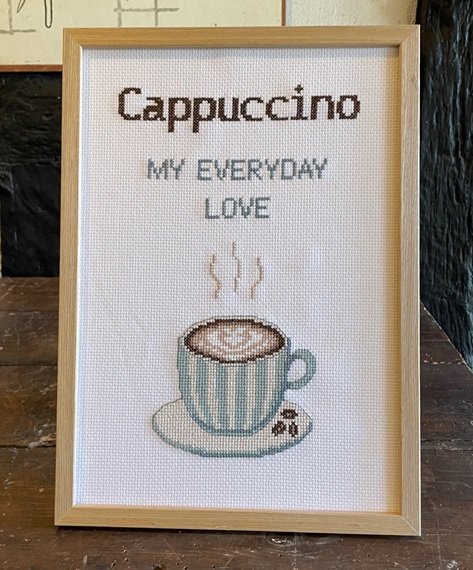 Cappuccino - ophng med broderi