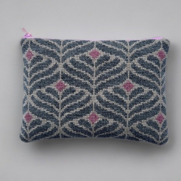 Lucca - clutch med broderi