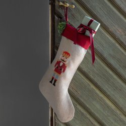 Den tapre Nddeknkker - julesok med broderi