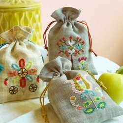 Folk Flowers -broderimnster fra Satsuma