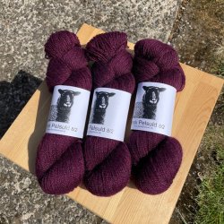 Dansk Pelsuld 8/2 - Hjelholt garn