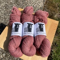 Dansk Pelsuld 8/2 - Hjelholt garn