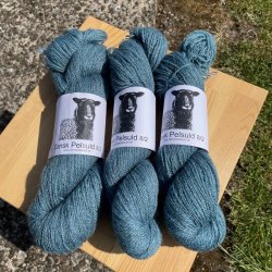 Dansk Pelsuld 8/2 - Hjelholt garn