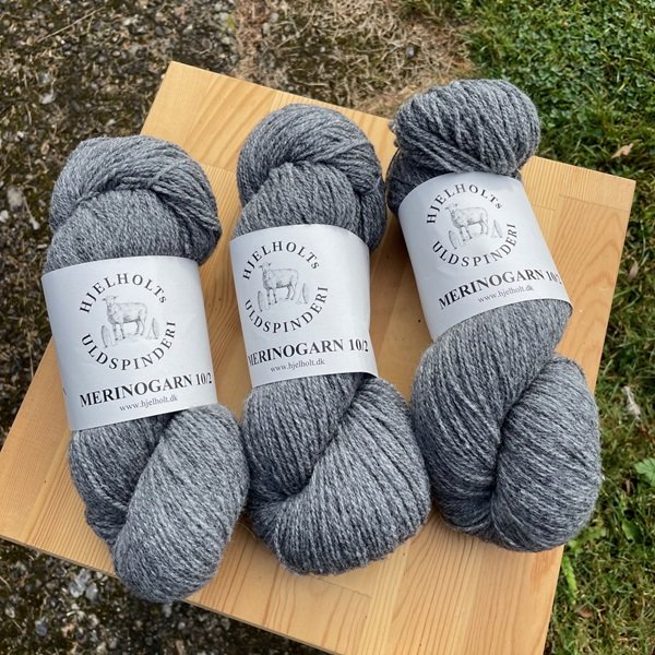 Merino 10/2 garn fra Hjelholt