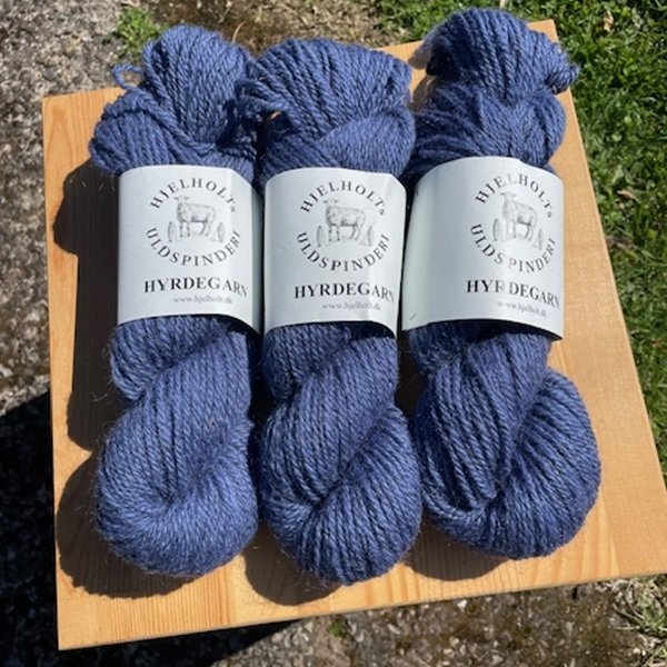 Hyrdegarn - Hjelholts Uldspinderi