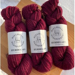 Hyrdegarn - Hjelholts Uldspinderi
