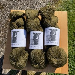 Dansk Pelsuld 8/2 - Hjelholt garn
