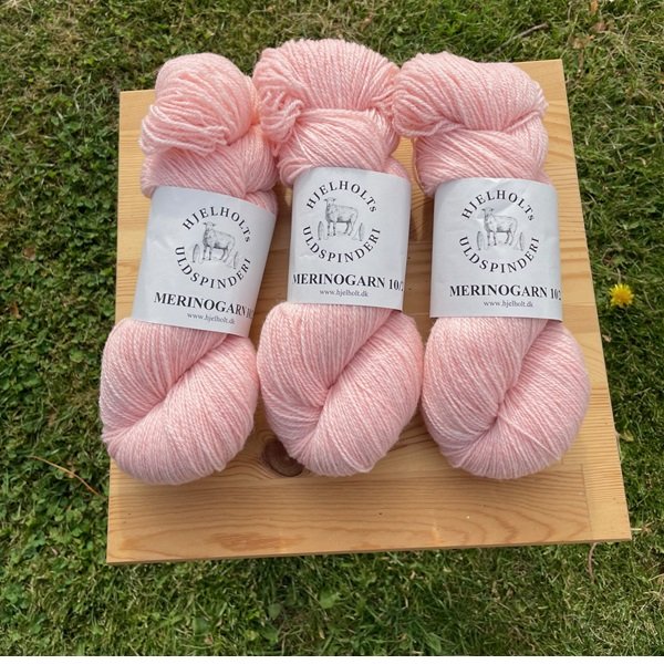 Merino 10/2 garn fra Hjelholt