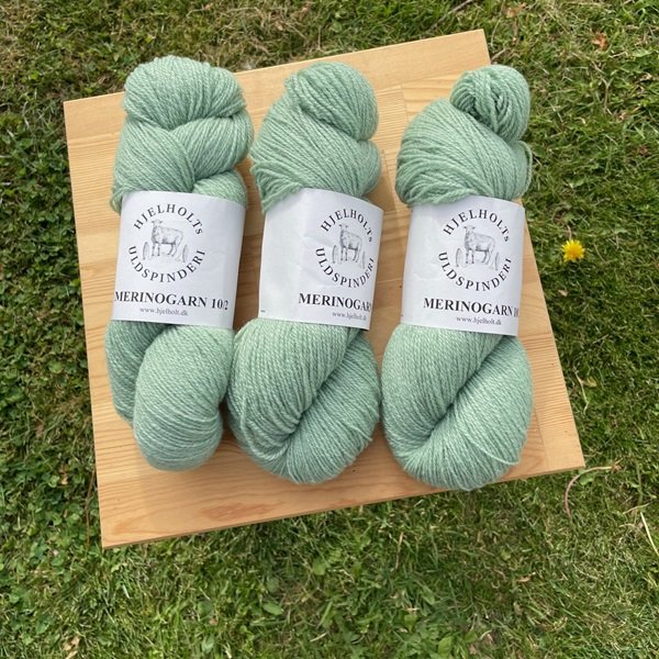 Merino 10/2 garn fra Hjelholt