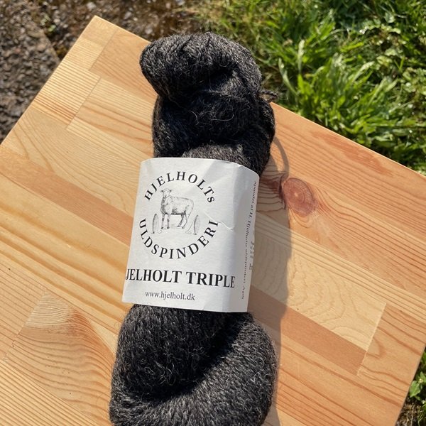 Hjelholt Triple uldgarn