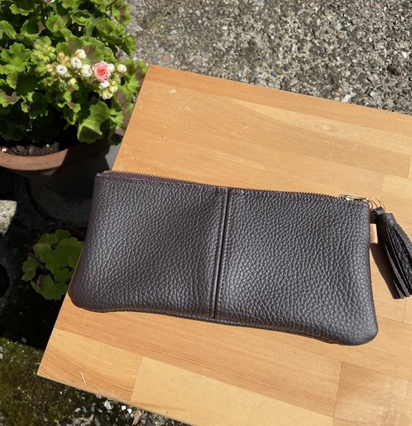 Irma clutch, mrkebrun