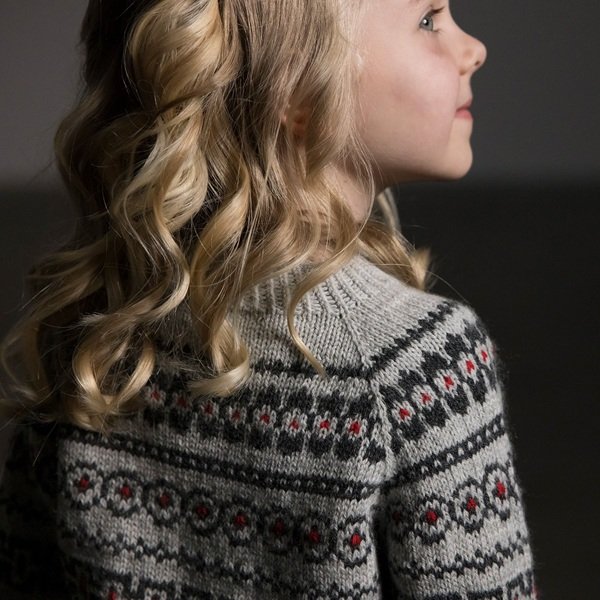 Kirsten - strik en bluse med "h�nsestrik"