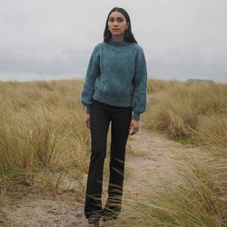 billede Klintholmsweater i Hjelholt H�ndv�rksgarn