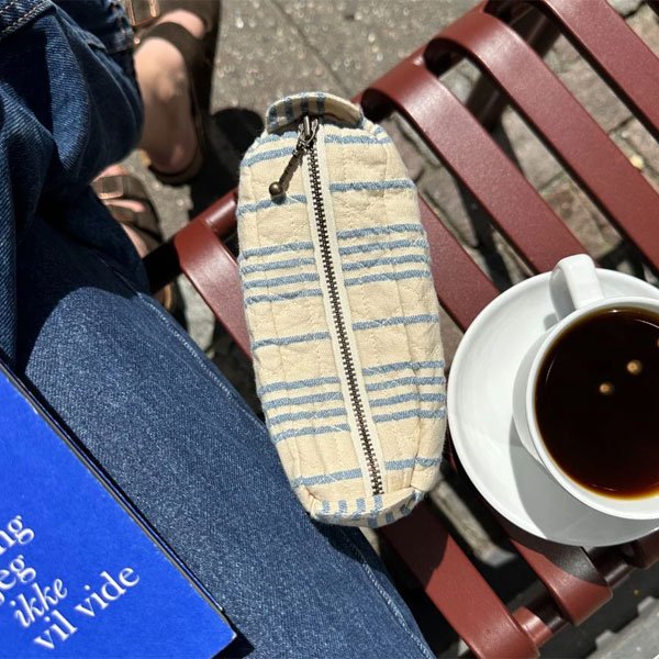 Seersucker striped - tool clutch fra PetiteKnit