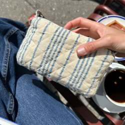 Seersucker striped - tool clutch fra PetiteKnit