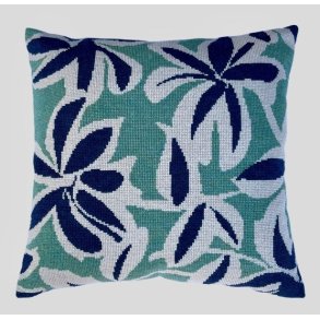 Liljer - stramajpude med broderi fra Baldyre