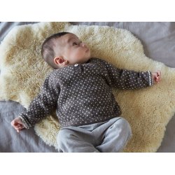Strikkekit til den sk�nneste babybluse med m�nster