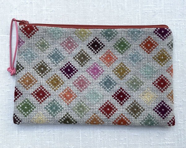 Lulu - clutch med broderi