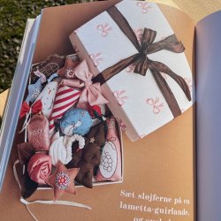 Magiske julesting - broderibog